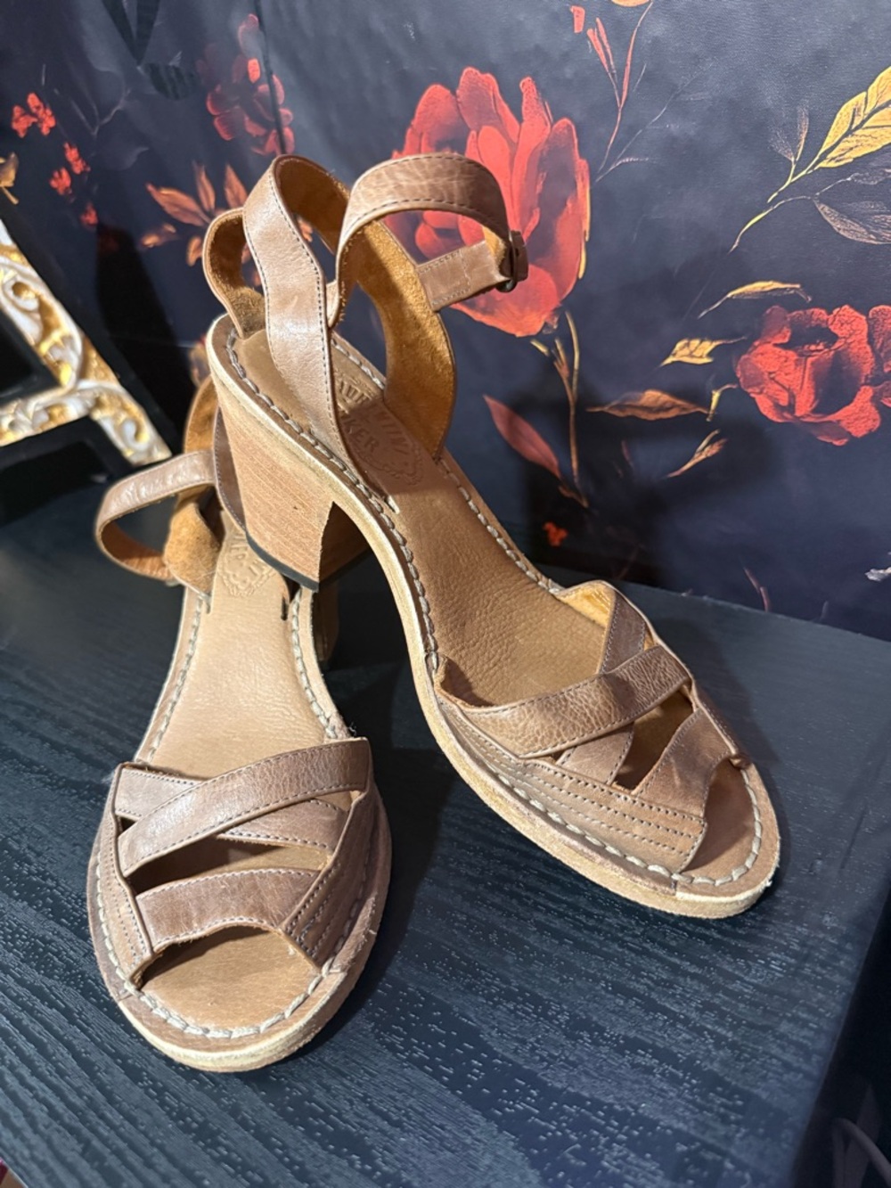 Florentini + Baker Tan leather sandals with ankle strap Sz 7